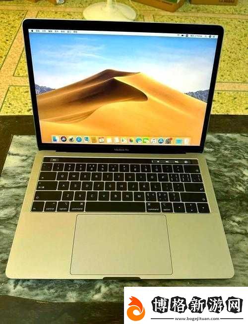 1819-歲-macbookpro-高清最新版：超越時(shí)空的創(chuàng)新之選